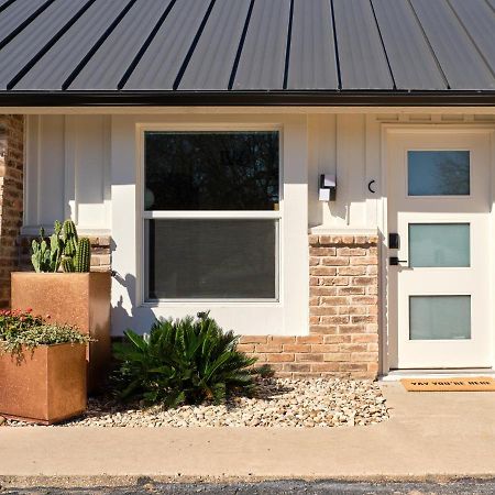Appartamento Midcentury Couples Designer Loft - Casa Tuya Austin Esterno foto