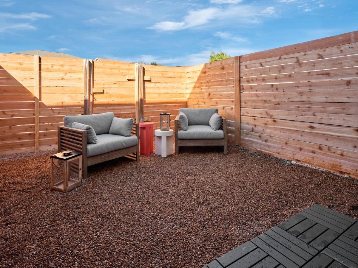 Appartamento Midcentury Couples Designer Loft - Casa Tuya Austin Esterno foto
