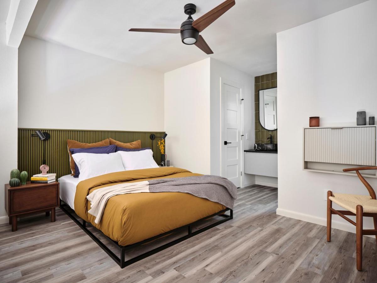 Appartamento Midcentury Couples Designer Loft - Casa Tuya Austin Esterno foto